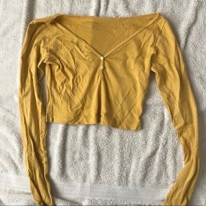 Brandy Melville mustard long sleeve crop top